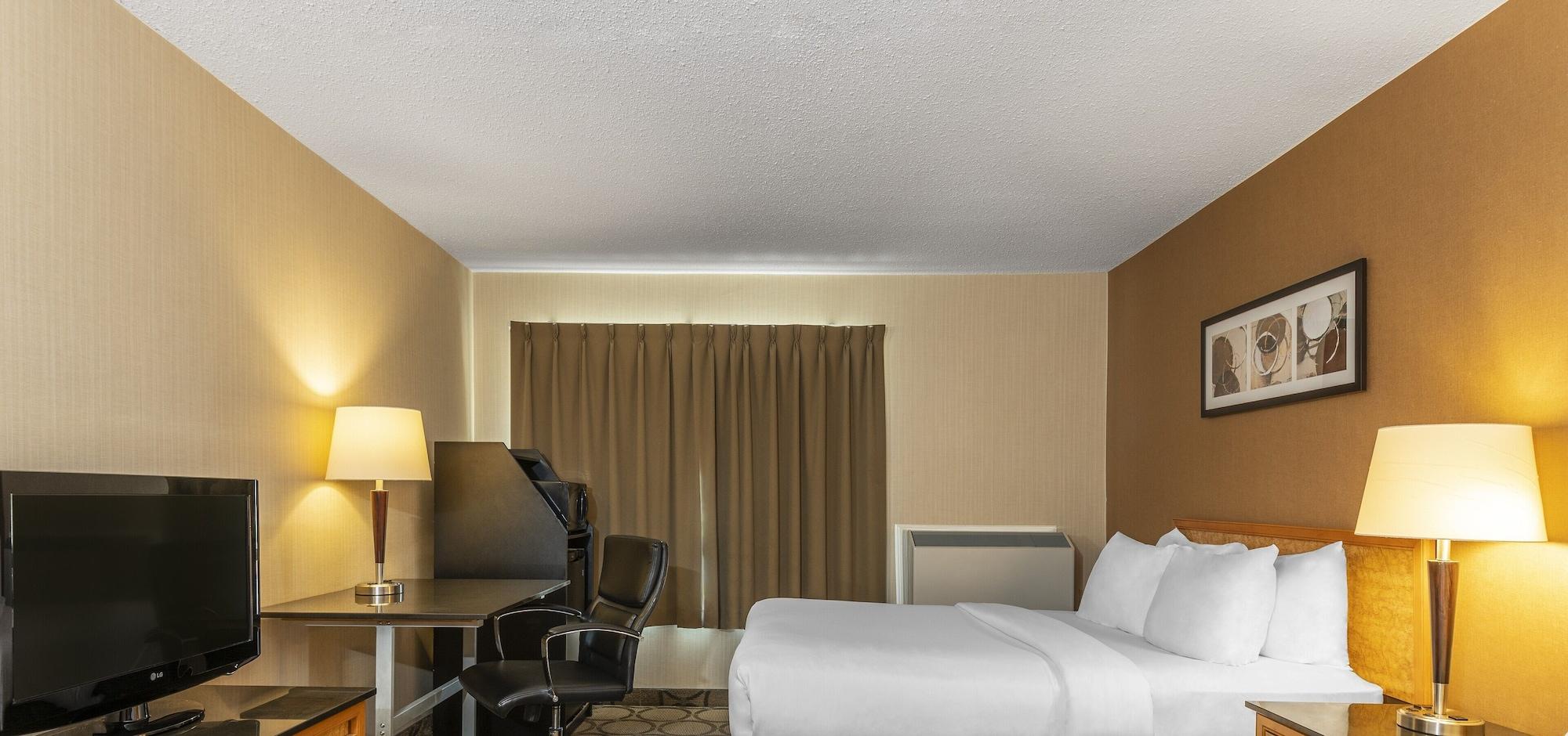 סוויפט קורנט Comfort Inn מראה חיצוני תמונה
