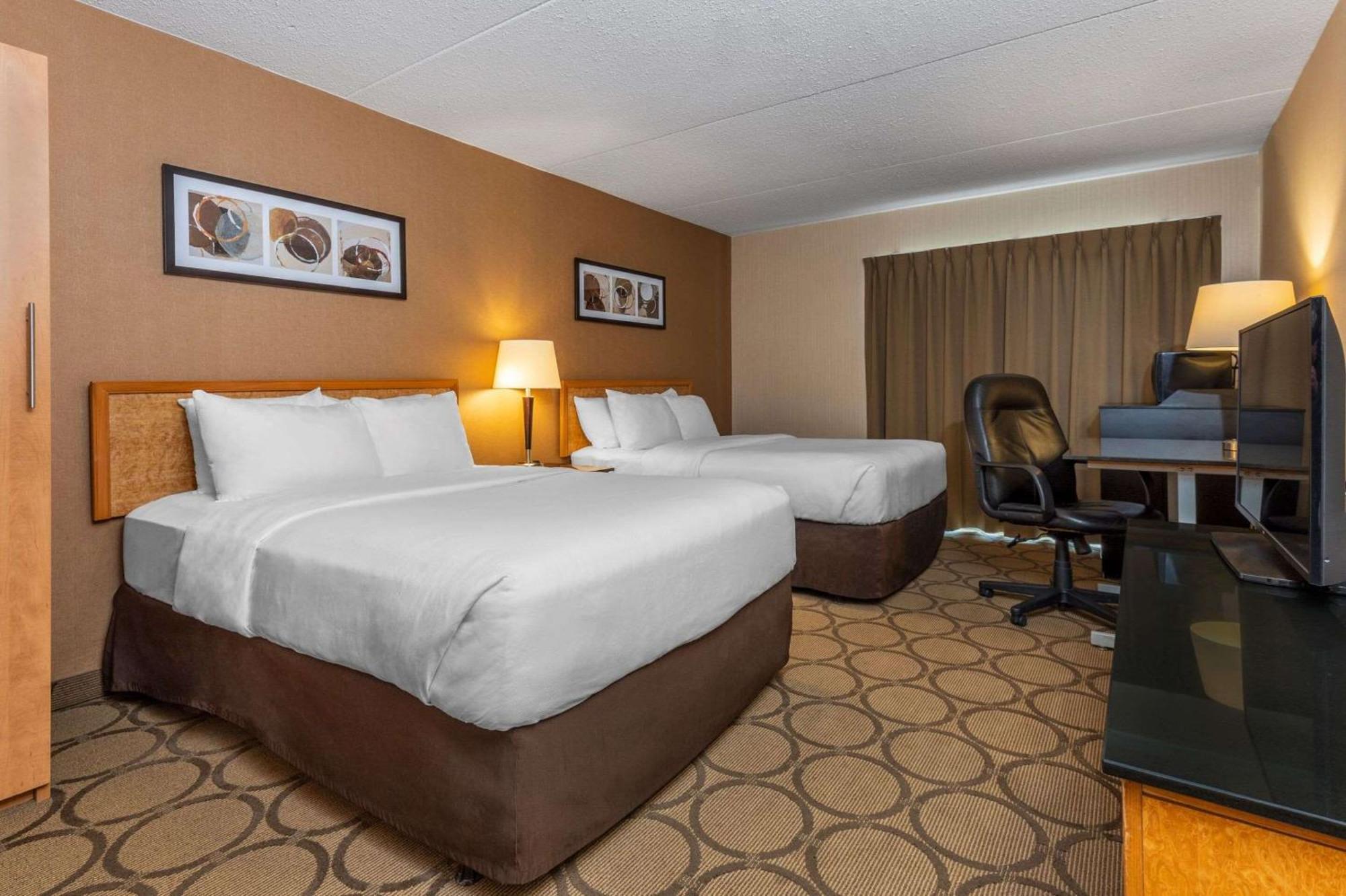 סוויפט קורנט Comfort Inn מראה חיצוני תמונה