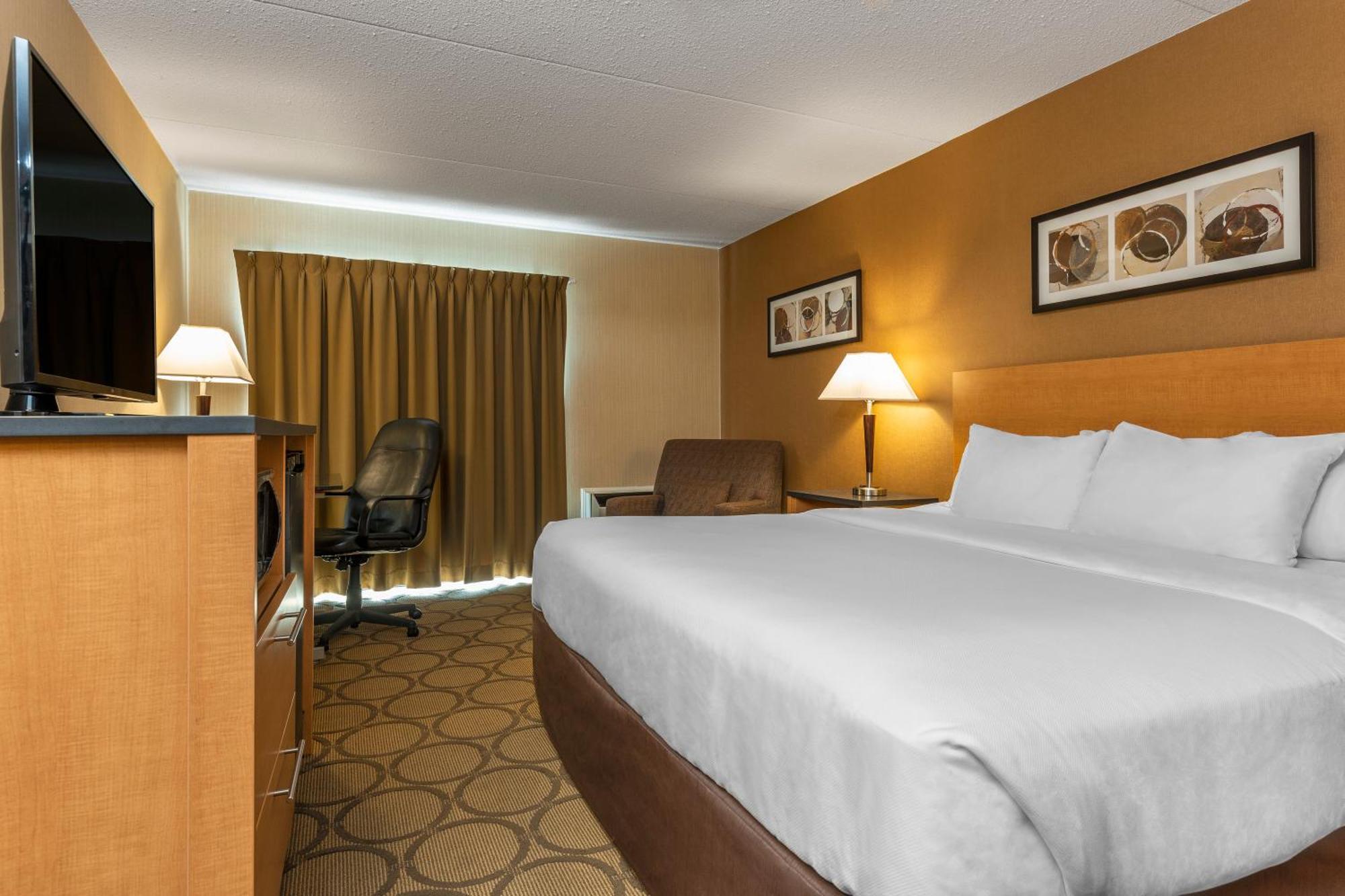 סוויפט קורנט Comfort Inn מראה חיצוני תמונה