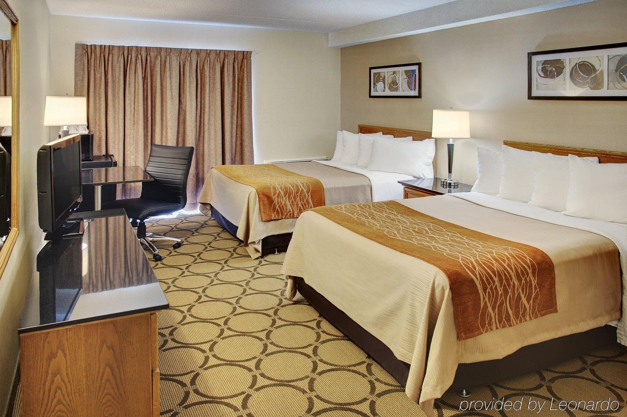 סוויפט קורנט Comfort Inn מראה חיצוני תמונה